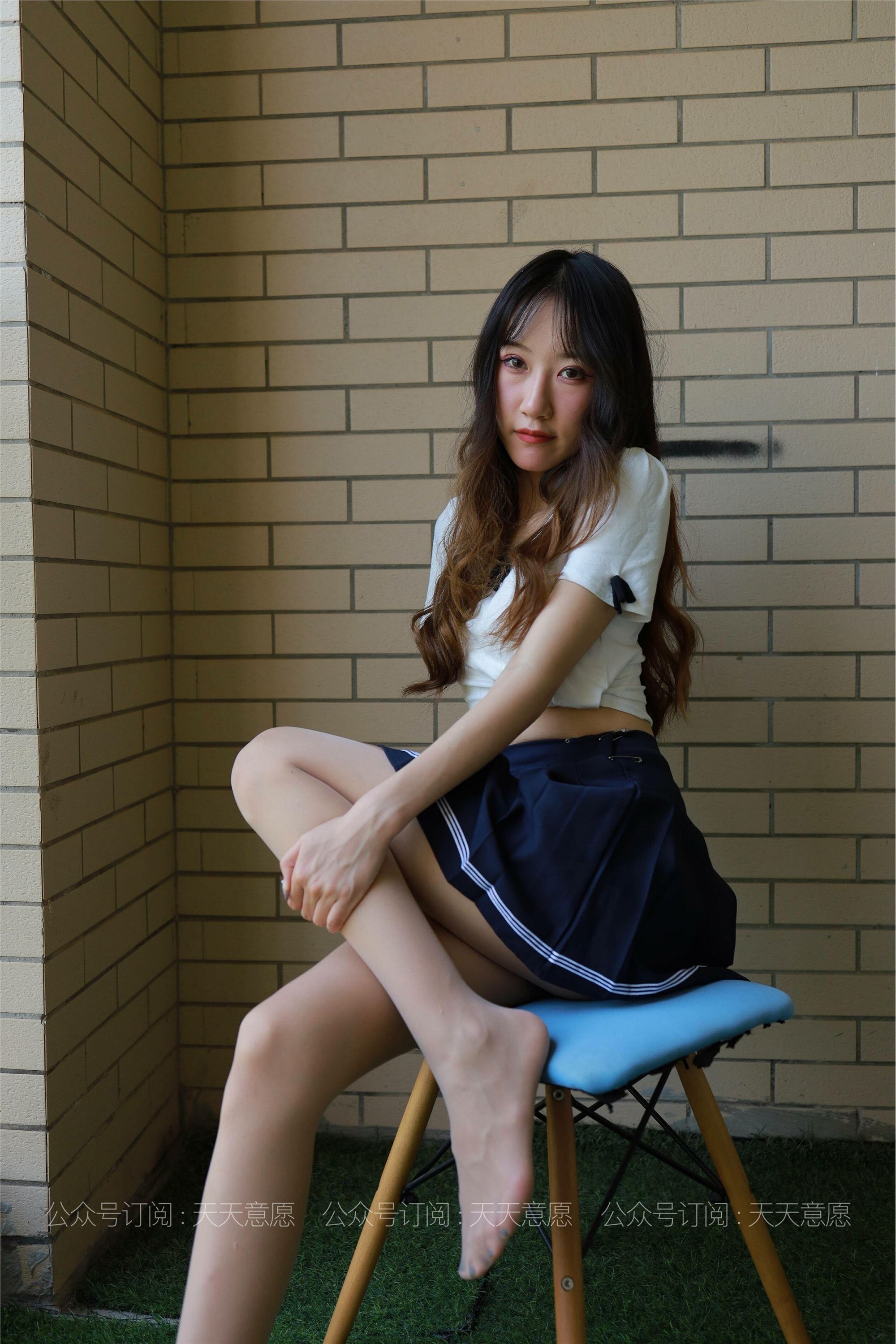 IESS - Model: Yi Yi, Girl with Long Legs